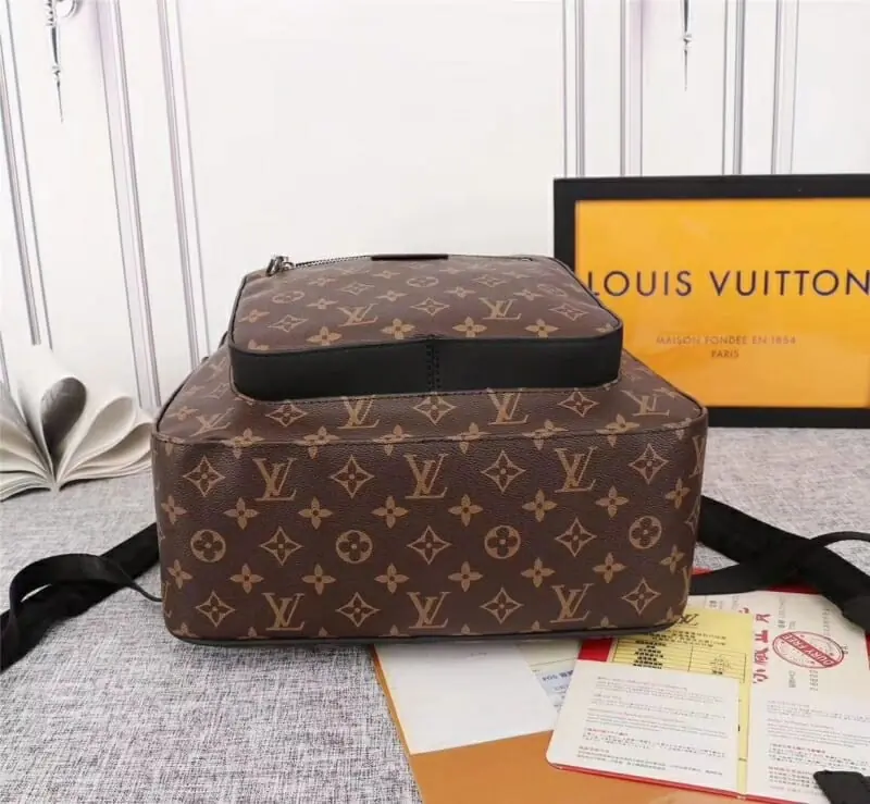 louis vuitton lv aaa homme sac a dos  s_a127631